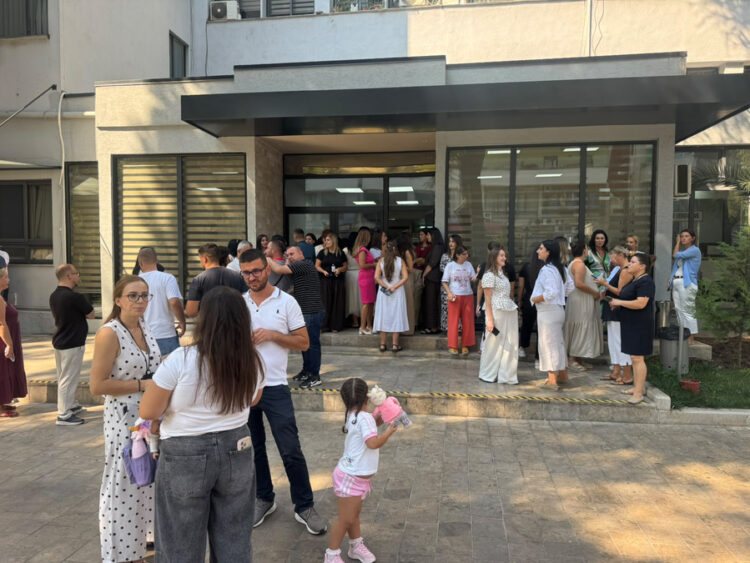 Nuk morën pagat/ Administrata gjyqësore bllokon shërbimet dhe seancat gjyqësore, nis bojkoti pa afat