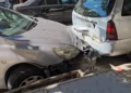 Drejtuesi humb kontrollin e makinës dhe përplaset me 3 automjete, plagoset një këmbësor në Durrës