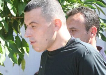 Alket Rizai në Shqipëri? Policia e Shtetit: “Nuk kemi informacion zyrtar”