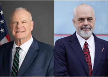 Ambasadori i SHBA Eric Wendt ‘zbarkon’ në Kryeministri, takim ‘kokë më kokë’ me Ramën