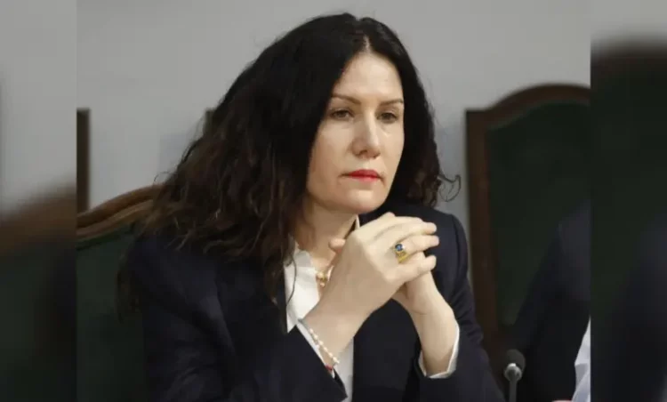 Arrestohet në Morinë ish-drejtoresha e SHISH, Vlora Hyseni