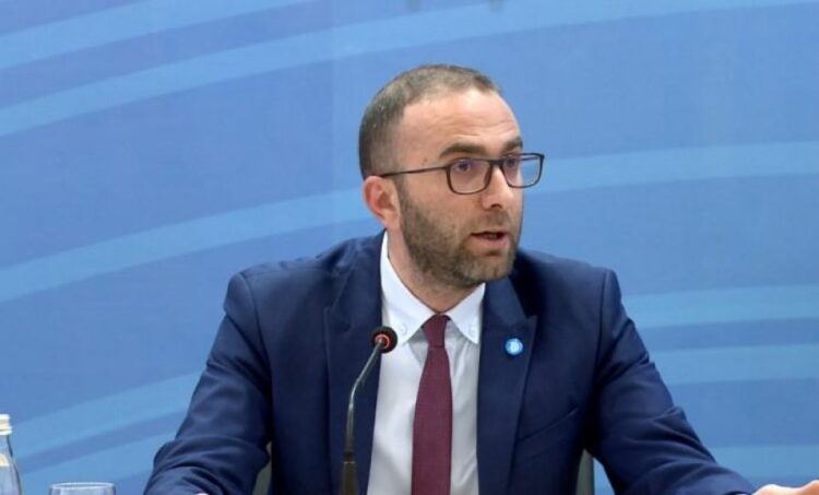 Bardhi, thirrje Gjykatës Kushtetuese: Shqyrtoni dhe shfuqizoni ligjin korruptiv për “Paketën e Maleve”, pasojat mund të jenë afatgjata