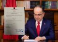 Presidenti Begaj dekreton shkarkimin e Vlora Hysenit nga drejtimi i SHISH