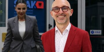 “Ka një feeling të ngrohtë si jaht”/ Vilat luksoze në Palasë! E-maili i Alban Eftimit që ‘fundosi’ Ballukun