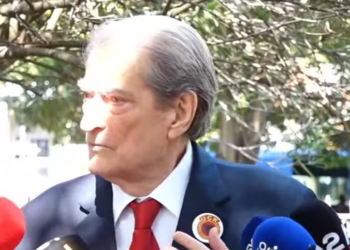 Vendimi i Hagës për ish-krerët e UÇK-së, Berisha akuza Ramës: Po fshihet! Ka bërë punët e Vuçiçit për ‘Kosovën’