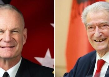 Ambasadori i ri amerikan mbërrin në Tiranë! A është Berisha në listën e të ftuarve në pritjen e 2 Tetorit
