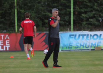 Ndeshja miqësore me Ukrainën/ Kombëtarja U-21 nis grumbullimin në Tiranë, një ndryshim në listë