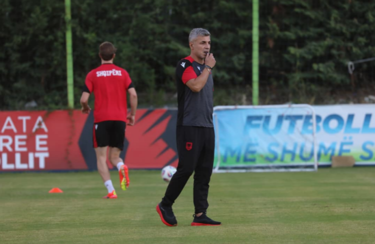 Ndeshja miqësore me Ukrainën/ Kombëtarja U-21 nis grumbullimin në Tiranë, një ndryshim në listë