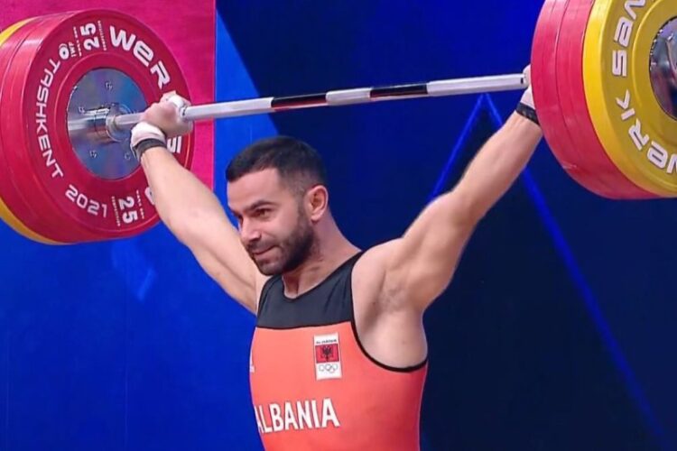 Briken Calja ‘pushton’ Taranton, medalje ari për Shqipërinë dhe rekord në Lojërat Mesdhetare