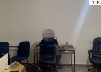 Mashtronin të huajt përmes platformave online, 4 të arrestuar dhe në kërkim pronari (Emrat)