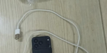 Kontroll në IEVP Shkodër/ Sekuestrohet një aparat celular dhe një sasi kanabisi, procedohen dy punonjës policie