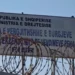 Humb celulari i sekuestruar në qelinë e burgut të Fierit, pezullohen katër gardianë