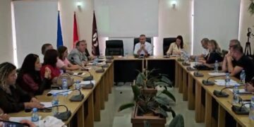 Këshilli Bashkiak i Cërrikut kundërshton bashkimin me Elbasanin dhe Belshin