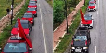 Protesta kundër qeverisë/ Emigrantët mbërrijnë me autokolona për t’iu bashkuar qytetarëve në shesh