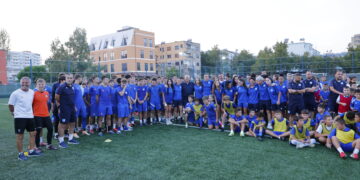 Inagurohet fusha e re sportive në Durrës, Presidenti Duka: Ta mbushni me energji, buzëqeshje dhe ëndrra