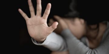 E rëndë në Tiranë! Tezja dhe kushëriri abuzojnë seksualisht me 12-vjeçaren, në telefonin e të miturës u gjetën video