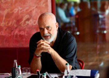Rama mbledh përsëri drejtuesit politik në “Vilën e Kuqe”, zbulohen temat e diskutimit