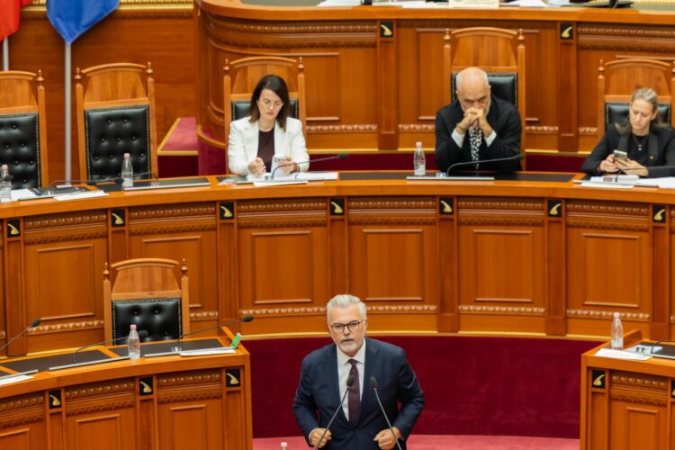 “Një prokuror rrethi dërgoi OPGJ-në në degën e Thesarit”/ Ministri: U tha punonjësve ekzekutoni pagesat, ose do ju arrestojmë