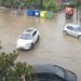 Reshjet e shiut në Elbasan, banesa e bodrume nën ujë, dëme te makinat e parkuara