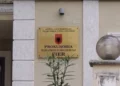 Falsifikuan mbi 1 mijë hektarë, në pranga dy ish-drejtorë të Kadastrës Fier dhe një biznesmen (Emrat)