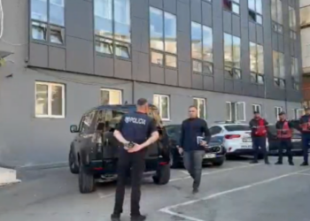 Vrasja e Artan Myrtajt në Sarandë/ Hita mbledh drejtuesit e Policisë, kërkon “skanim” të zonës
