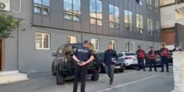 Vrasja e Artan Myrtajt në Sarandë/ Hita mbledh drejtuesit e Policisë, kërkon “skanim” të zonës