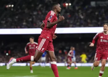 Liverpool mposht pastër Ipswich në transfertë, Mehmeti nuk figuron as në stol