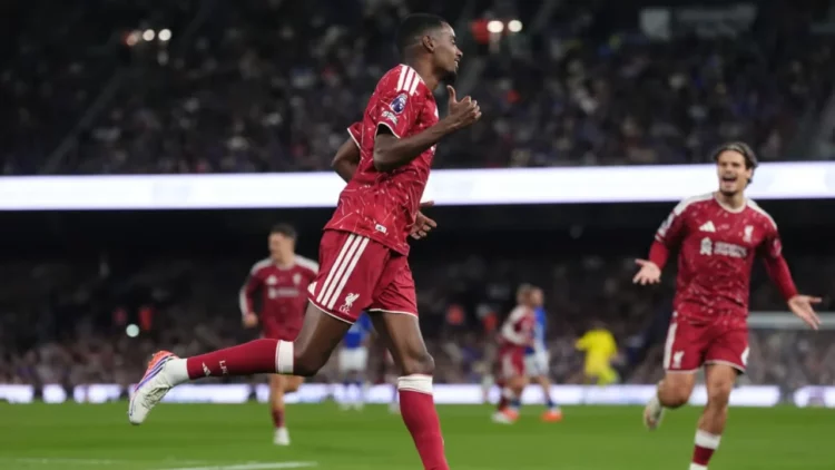 Liverpool mposht pastër Ipswich në transfertë, Mehmeti nuk figuron as në stol
