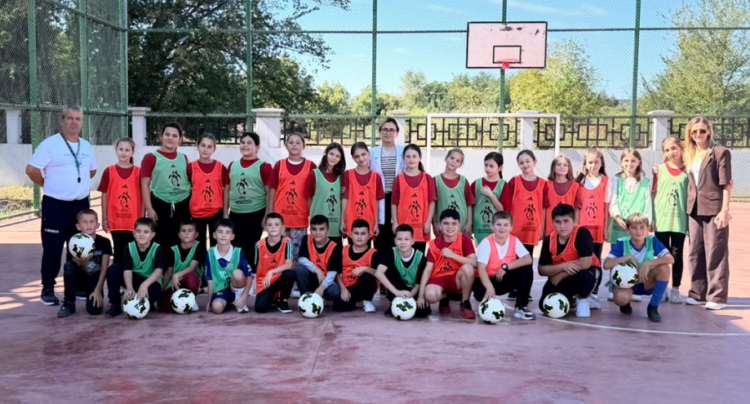 Java Europiane e Sportit/ FSHF promovon futbollin e vajzave në shkollën “Korb Muça”