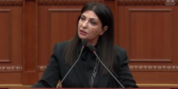 Arrestimi i kreut të SHISH/ Topalli-Peleshit: Je numri 2 i Republikës dhe nuk flet një fjalë, të sugjeroj dorëheqjen