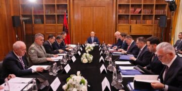 Kush do ta zërë vendin e Vlora Hysenit pas shkarkimin? Këshilli i Sigurimit mblidhet përsëri