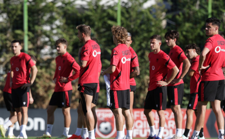 UEFA Nations League / Kombëtarja stërvitet me grupin e plotë, përgatitjet në “Shtëpinë e Futbollit”