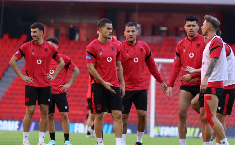 Liga e Kombeve/ Kombëtarja mbyll përgatitjet për ndeshjen ndaj Bjellorusisë në stadiumin “Air Albania”