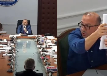 Korreshi përplaset me Manjën te ‘Ligjet’: Plaka ime nuk di të përdori pultin, jo më e-Albania