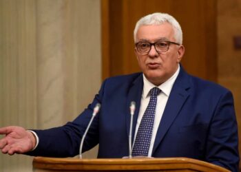 Ngushëlloi familjen e Ratko Mlladiçit, kërkohet shkarkimi e kreut të Kuvendit në Malin e Zi