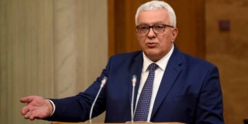 Ngushëlloi familjen e Ratko Mlladiçit, kërkohet shkarkimi e kreut të Kuvendit në Malin e Zi