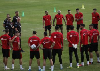 Kuqezinjtë zbarkojnë në ‘Shtëpinë e Futbollit’, Shqipëria nis përgatitjet për Ligën e Kombeve