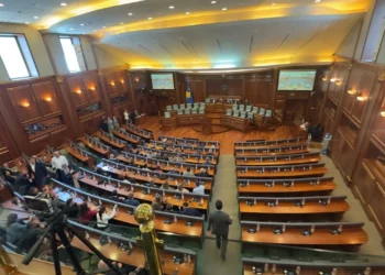 Zgjidhet Qeveria e re e Kosovës, Kurti zyrtarisht në krye të ekzekutivit, ja emrat e kabinetit