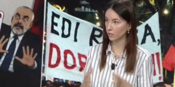 Aktivistja Arlida Lleshi: Do mblidhemi çdo ditë para Kryeministrisë dhe sa herë që ka Kuvend! Duhet të shkojmë drejt radikalizimit