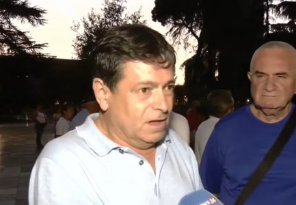 “Të çlirojmë Shqipërinë nga mafia e korrupsionit!”- Profesori Lush Susaj: Dorëheqja e Ramës i hap rrugë pluralizmit dhe demokracisë