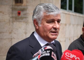 Avokatët bojkotojnë gjyqet në GJKKO: Nuk shkojmë as në seancat për masat e sigurisë