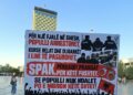 Parullat pikante në protestën e 110 kundër Ramës: Populli pa bukë, Belinda me vila…