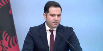 Ngërçi me pagat/ Kryetarët e gjykatave ndërmarrin veprimin e radhës, kallëzojnë ministrin e Financave në SPAK