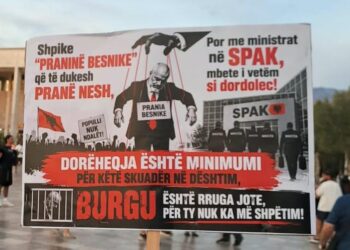 Parullat në ditën e 111-të të revoltë: Shpike “praninë besnike”, burgu është rruga jote…