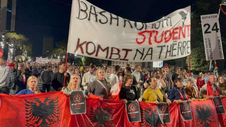 Protesta e 116 në Tiranë, shqiptarët në revoltë kundër qeverisë: Tani e ka radhën Rama për t’u arrrestuar