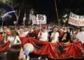 Protestuesit përsëri në shesh, paralajmërohet përshkallëzim deri në “rrethimin” e Kryeministrisë