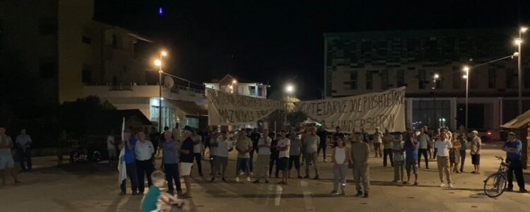 “Nuk duam të bashkohemi me Lushnjën”, Divjaka 40 ditë në protestë