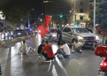 “Bllokim rruge dhe prishje të qetësisë publike”, arrestohet një protestues dhe procedohen 14 të tjerë