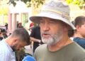 “Rama burgos qytetarët si Kim Jong Un”- Qytetari në protestën para Gjykatës: Jemi në fazën e spastrimit etnik, të dalim në mosbindje civile