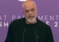 Mbi tre muaj shqiptarët kërkojnë dorëheqjen e tij, Rama u premton “Pasqyrën“:  Do zgjidhë hallet e qytetarëve